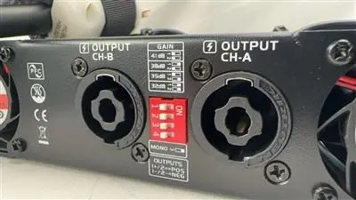 ad60-class-d-power-amplifier-4-channel1ffd0c01-c561-4cf8-be0c-95a513e27f09(1).webp